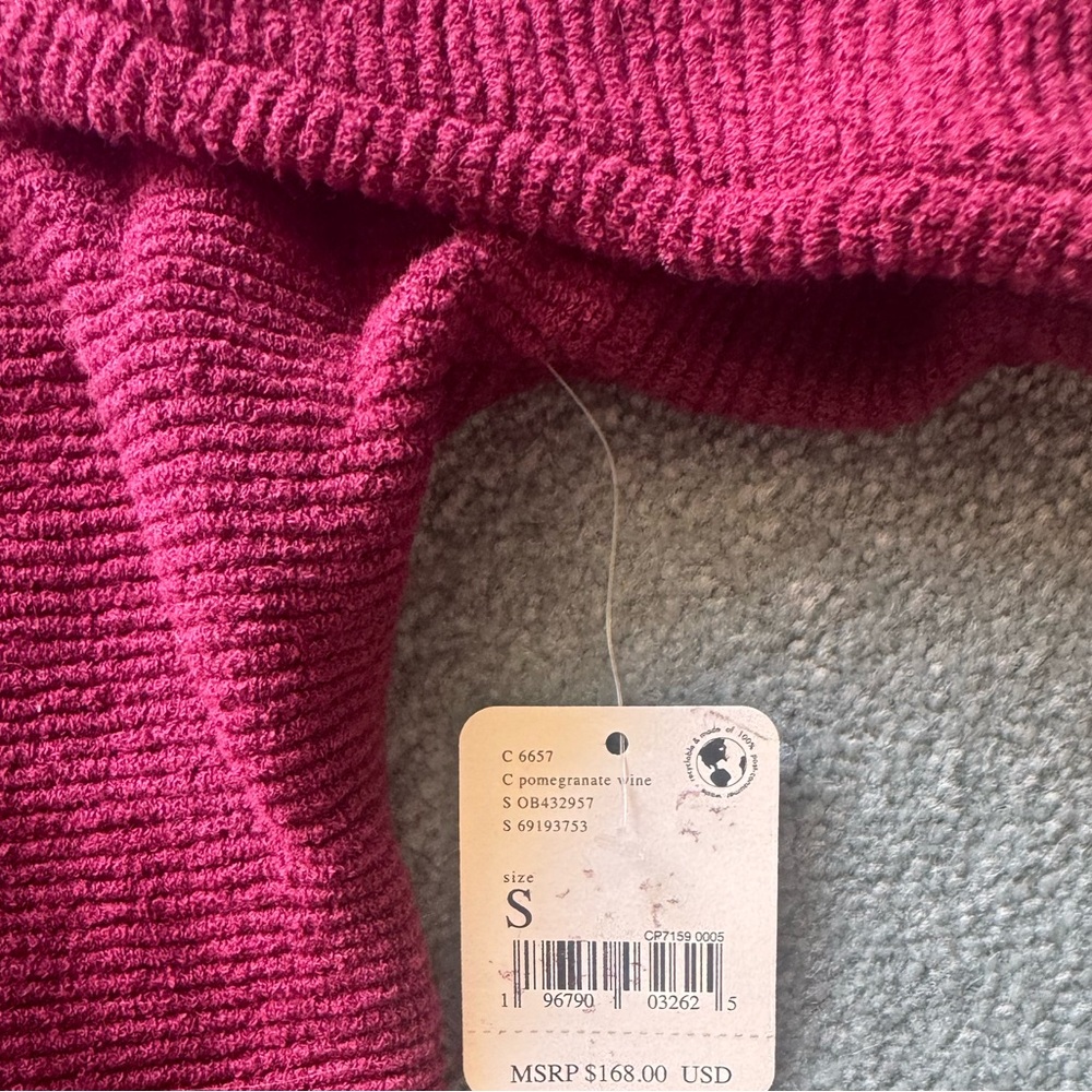 We the Free Torres Roll Neck Sweater size Small Soft and Cozy - Picture 5 of 5